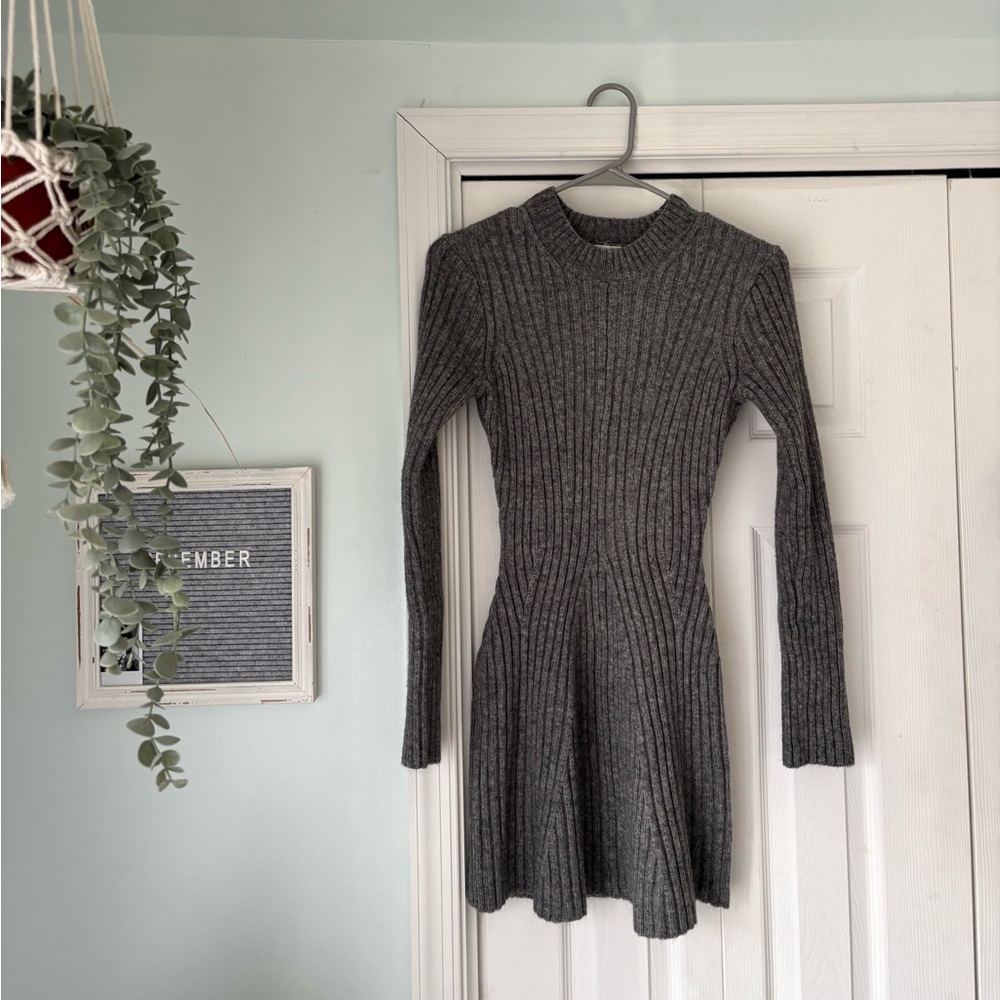 H&M Gray Knit Sweater Dress (XS)